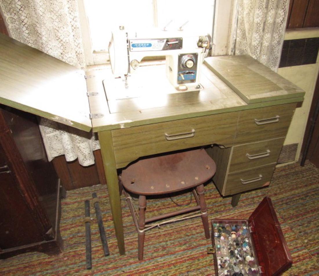 Morse Zig Zag Sewing Machine (1 of 5)