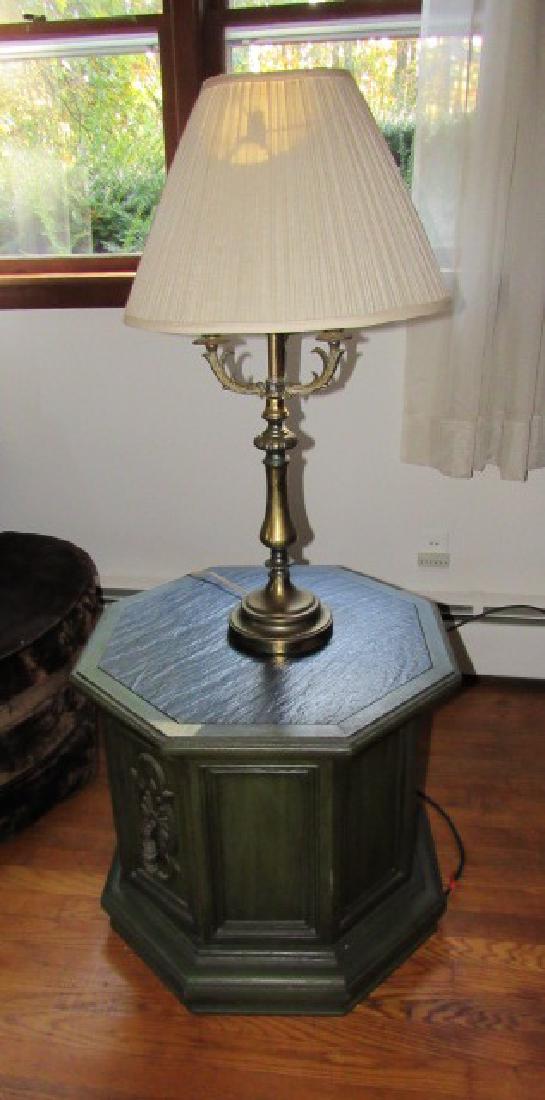 2 Lamp Stands & Lamps (1 of 5)