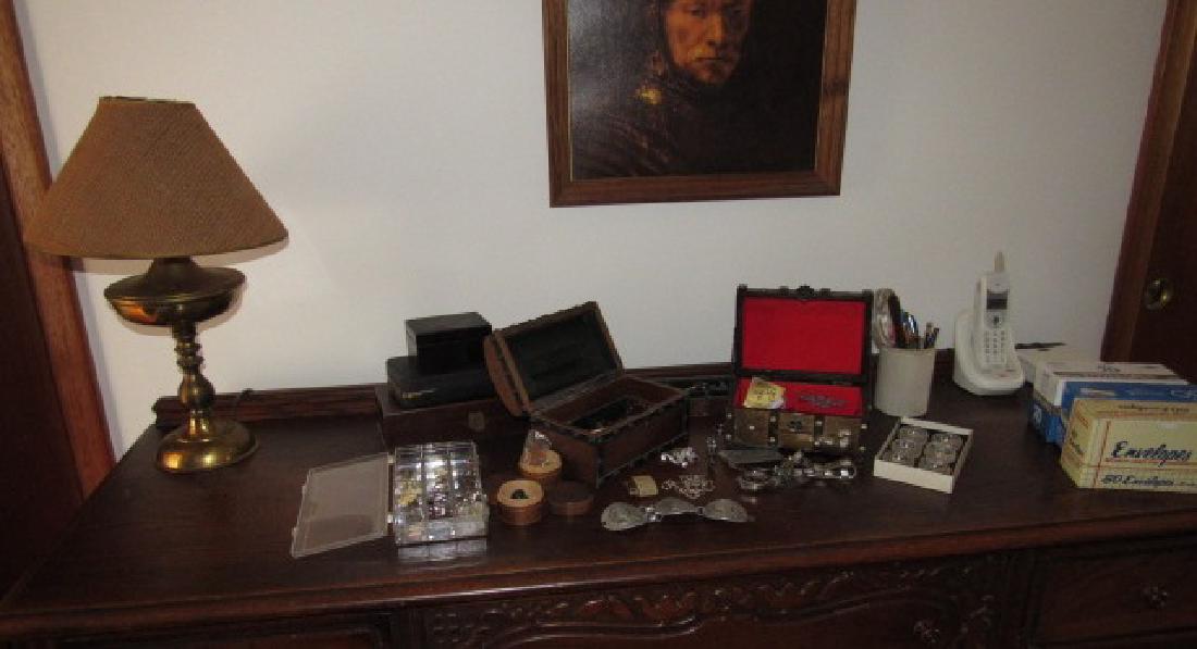 Lot of Misc. Jewelry (1 of 8)