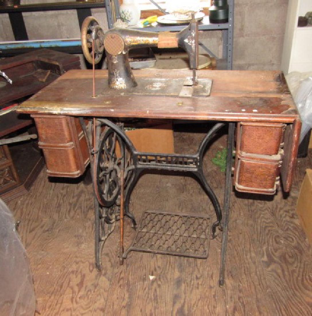 Singer Treadle Sewing Machine: For parts or repair. Missing lens. Also getting other items pictured.