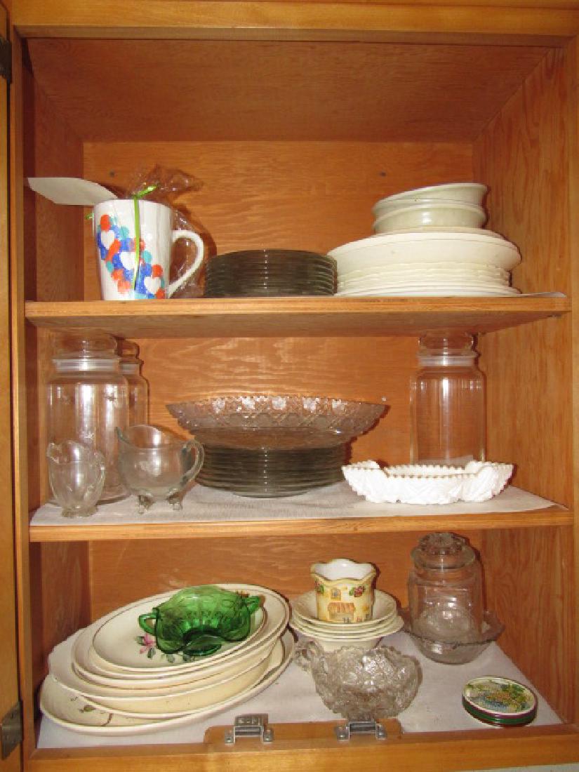 Contents of 2 Kitchen Cabinets (1 of 7)