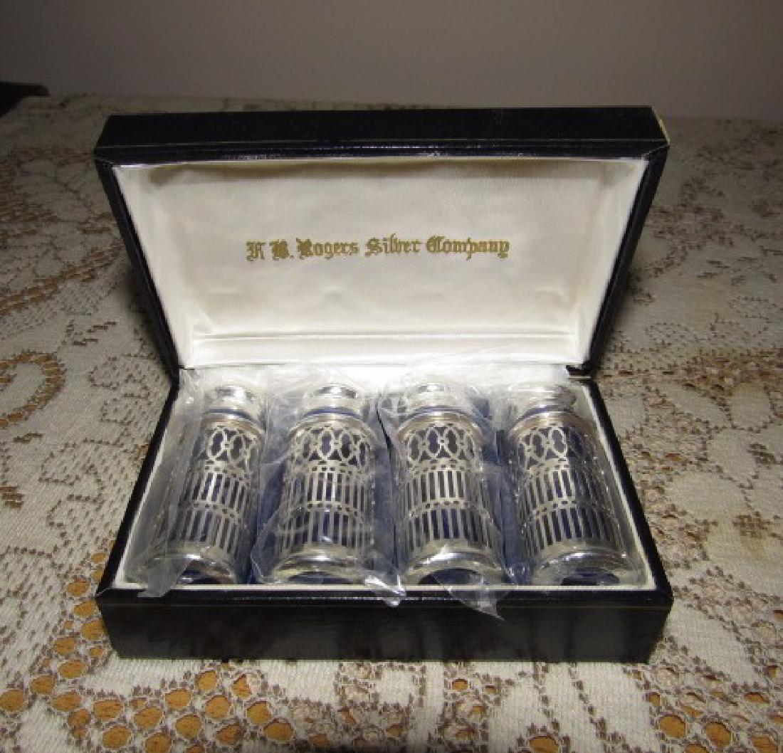 WM Roger Silver Plate Salt & Pepper Shakers (1 of 4)