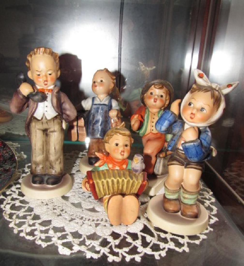 Lot of 5 Goebel Hummels (1 of 5)
