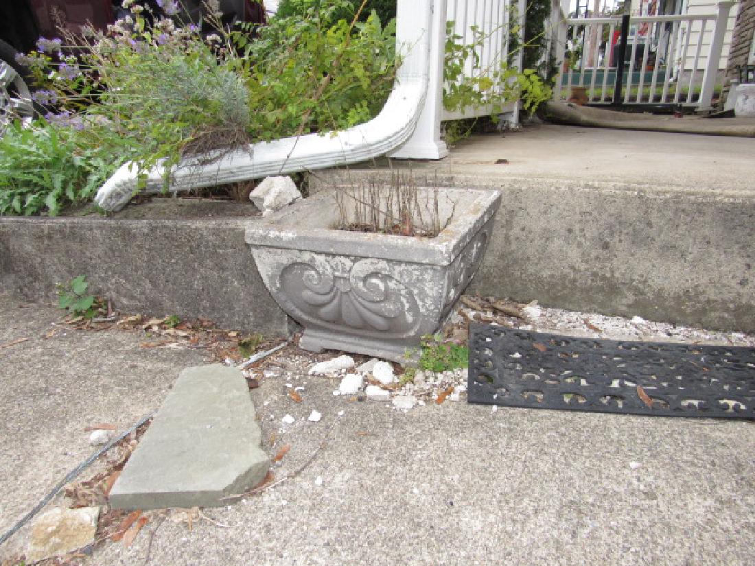 Concrete Urns Planter Lot (1 of 3)