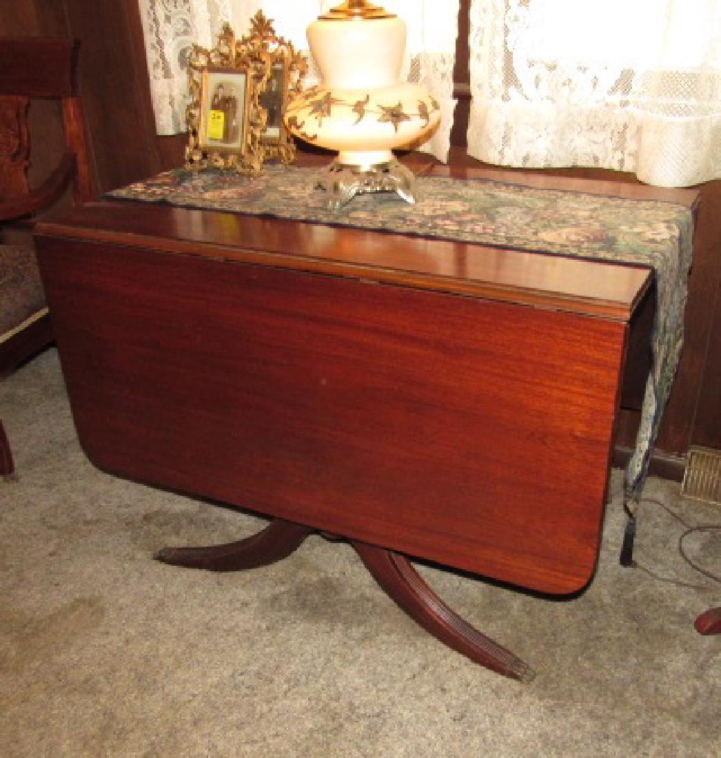 Duncan Phyfe Style Dining Room Table (1 of 2)