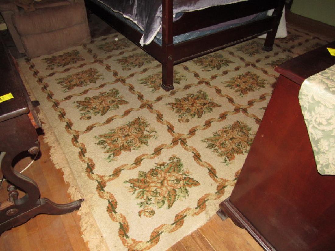 Room Size Rug: Approx. 97" x 136".