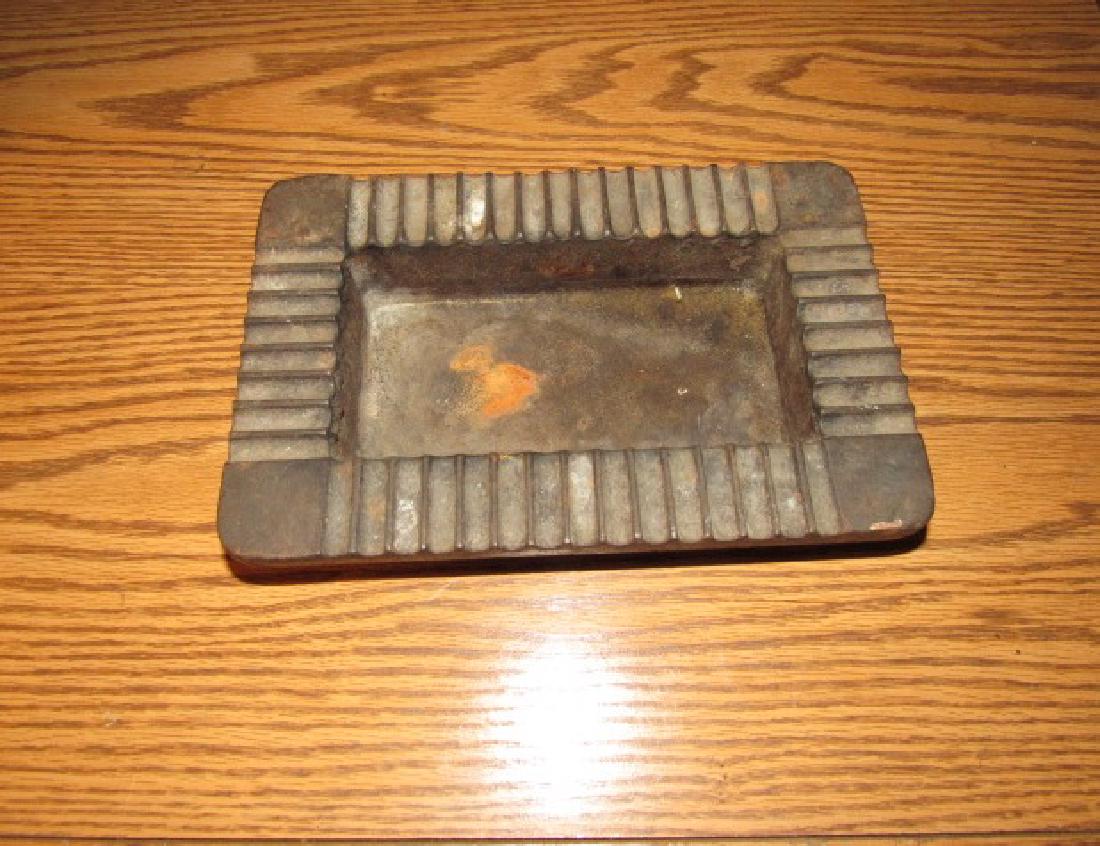 Antique Cast Iron Ash Tray (1 of 3)