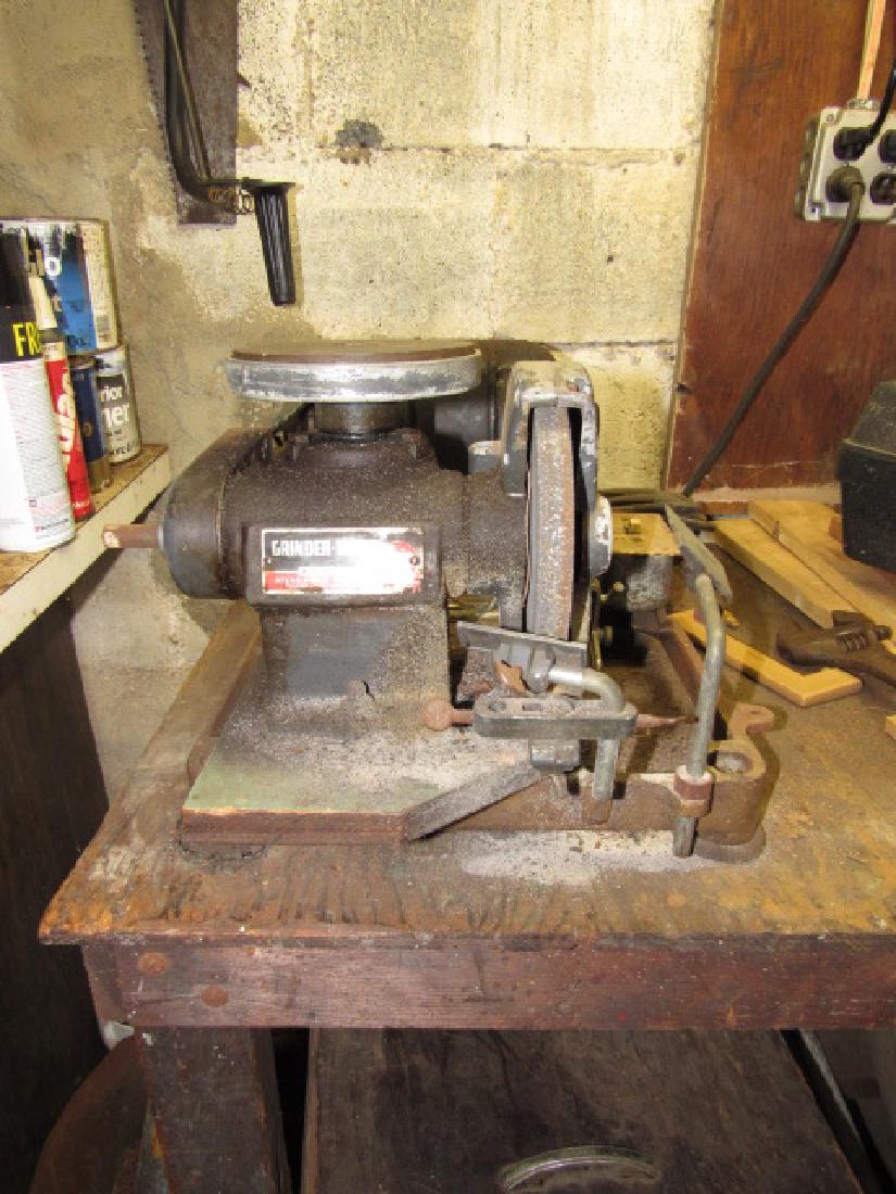 Atlas Model 2400 Grinder Hone: Works