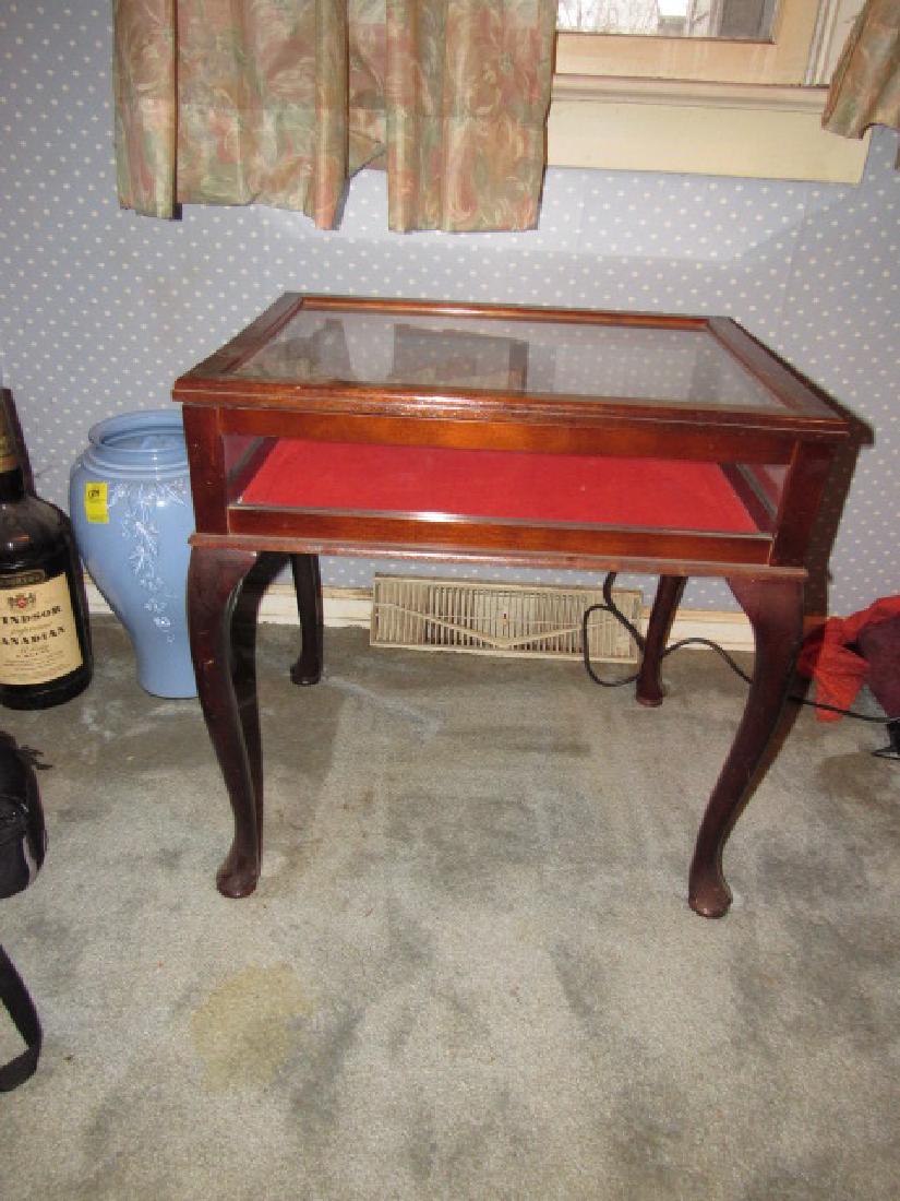 Mahogany Display Cabinet Stand (1 of 3)