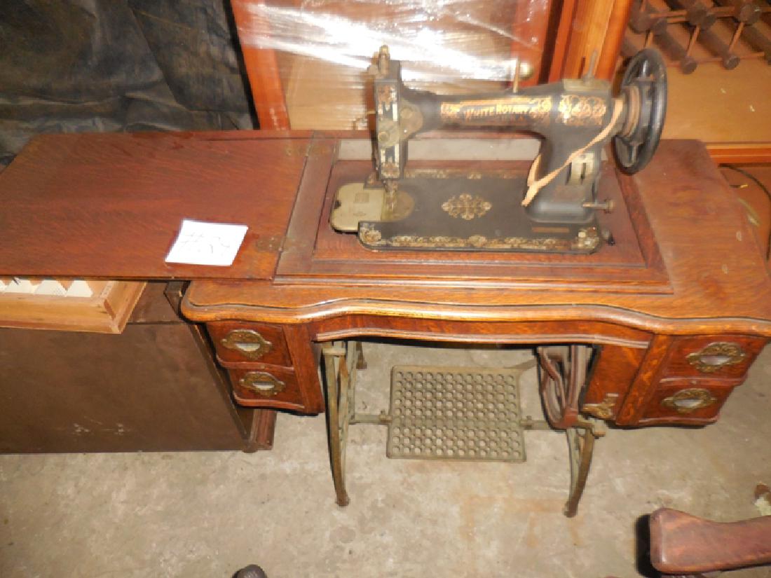 White Rotary Sewing Machine &