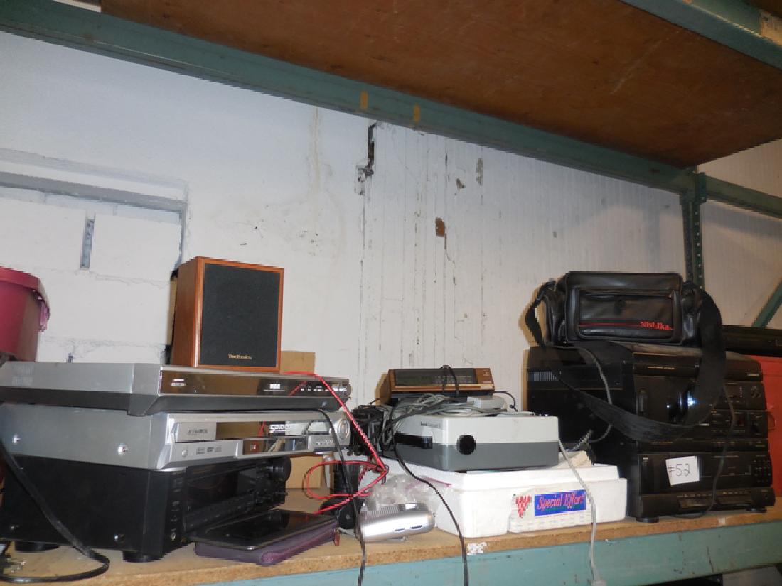 Misc. Eletronics Lot (1 of 3)