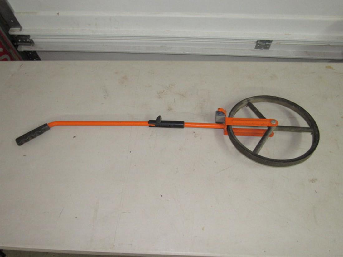 Rolatape MM34 Walking Measuring Wheel: Wheel
