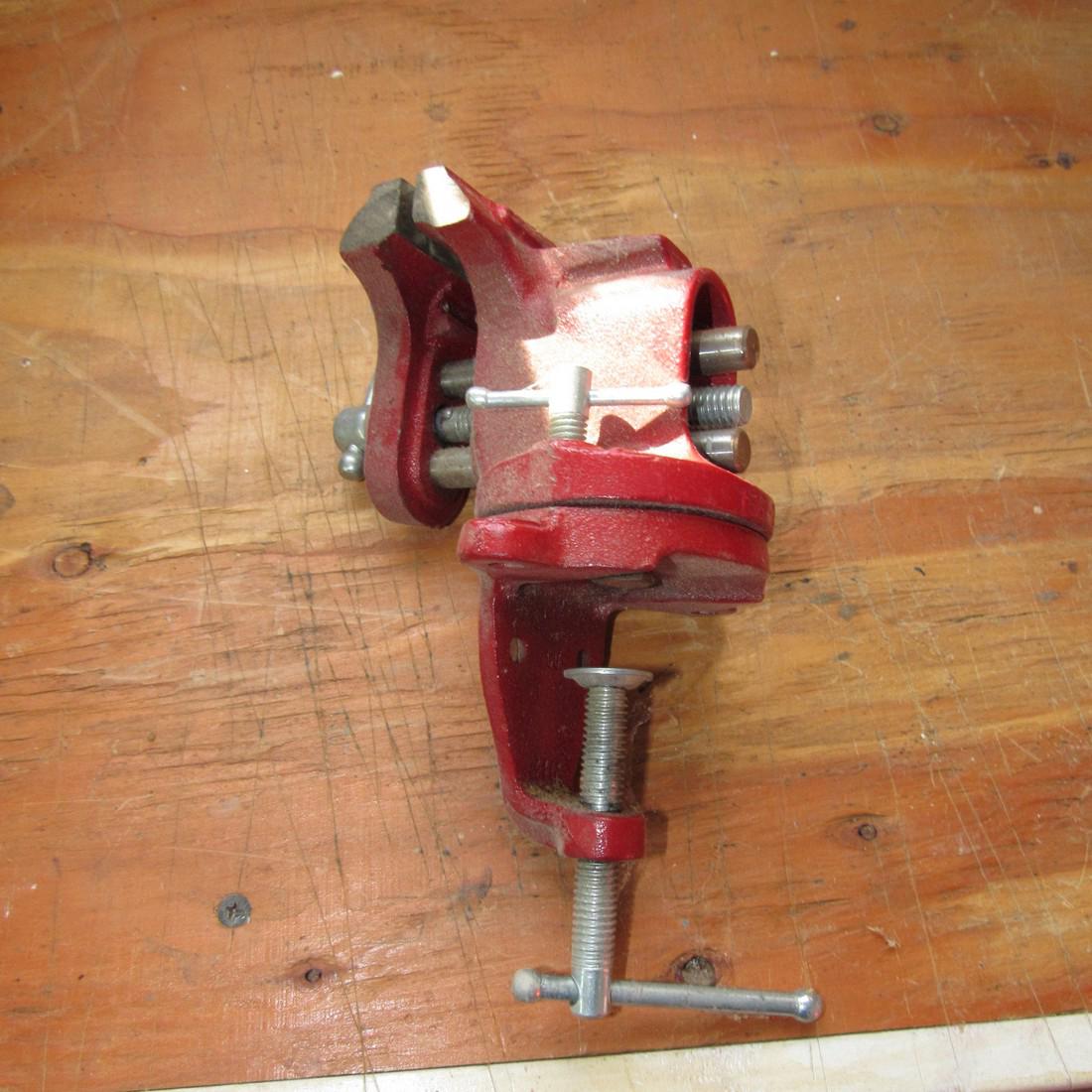 Craftsman 3" Clamp On Vise (1 of 3)