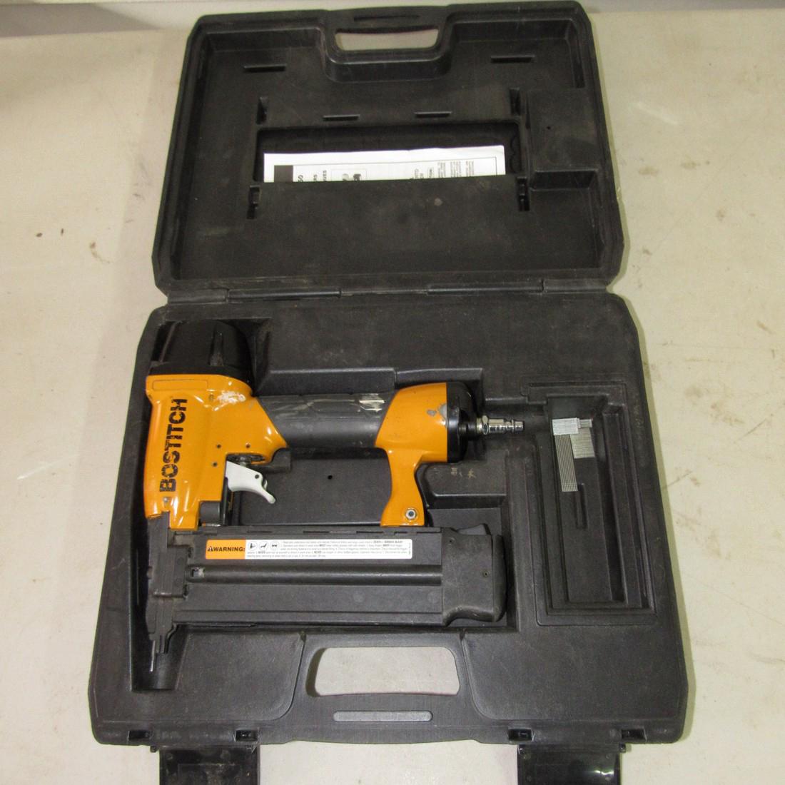 Bostitch Brad Nailer Stapler (1 of 2)