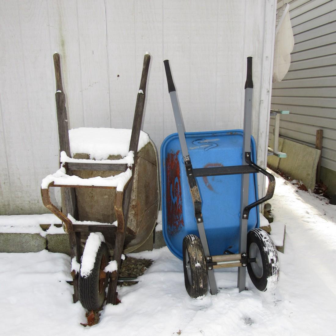 2 wheel barrows (1 of 2)