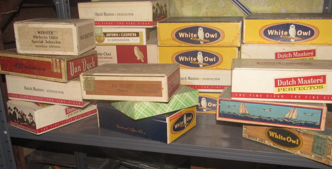 Cigar Boxes: Lot of cigar boxes