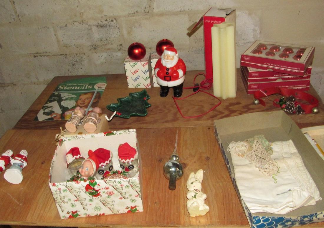 Christmas Lot Light Up Santa Ornaments (1 of 8)