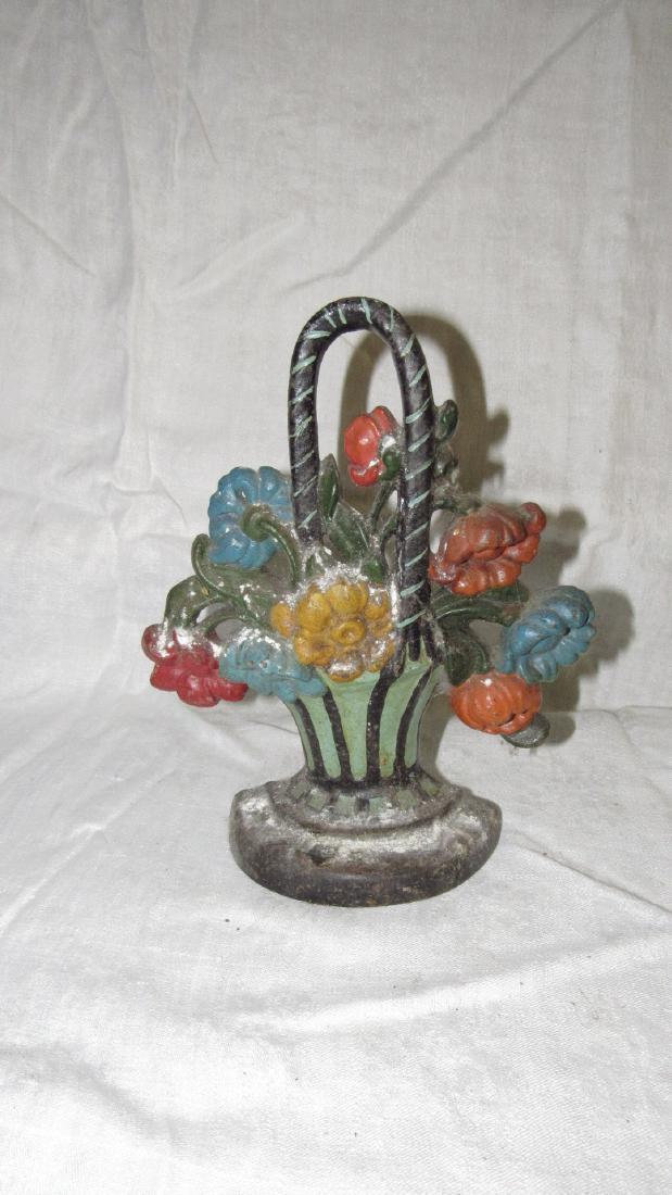Antique Flower Basket Doorstop (1 of 3)