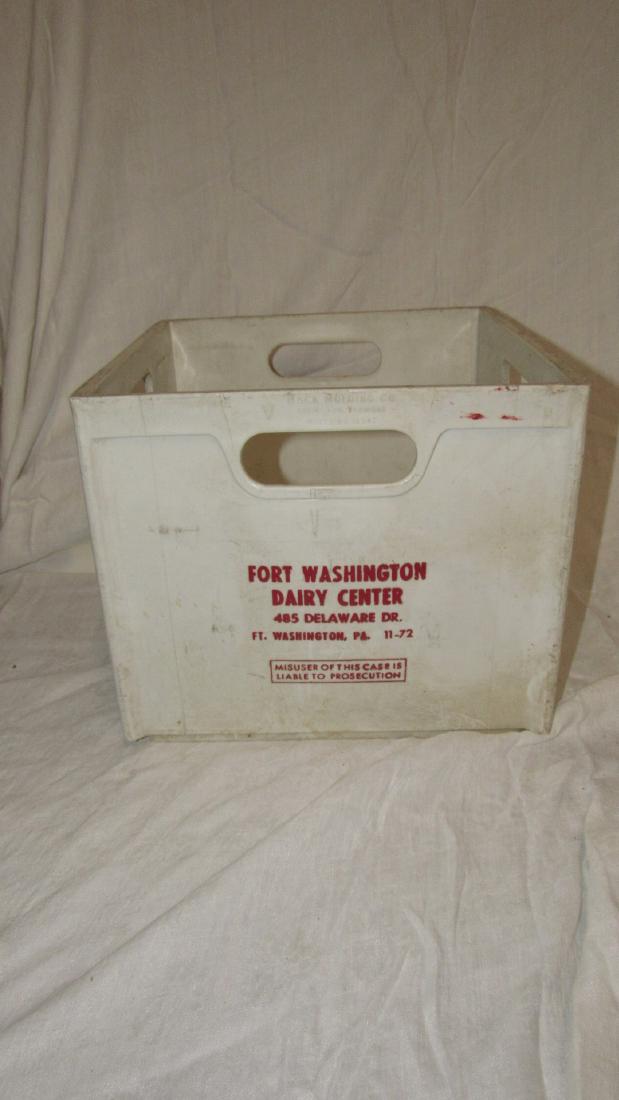 Fort Washington Dairy Center Milk Bottle Crate (1 of 1)