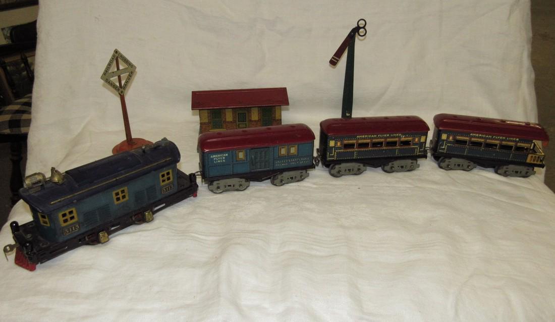 American Flyer 3113 O Gauge Locomotive Trains (1 of 10)