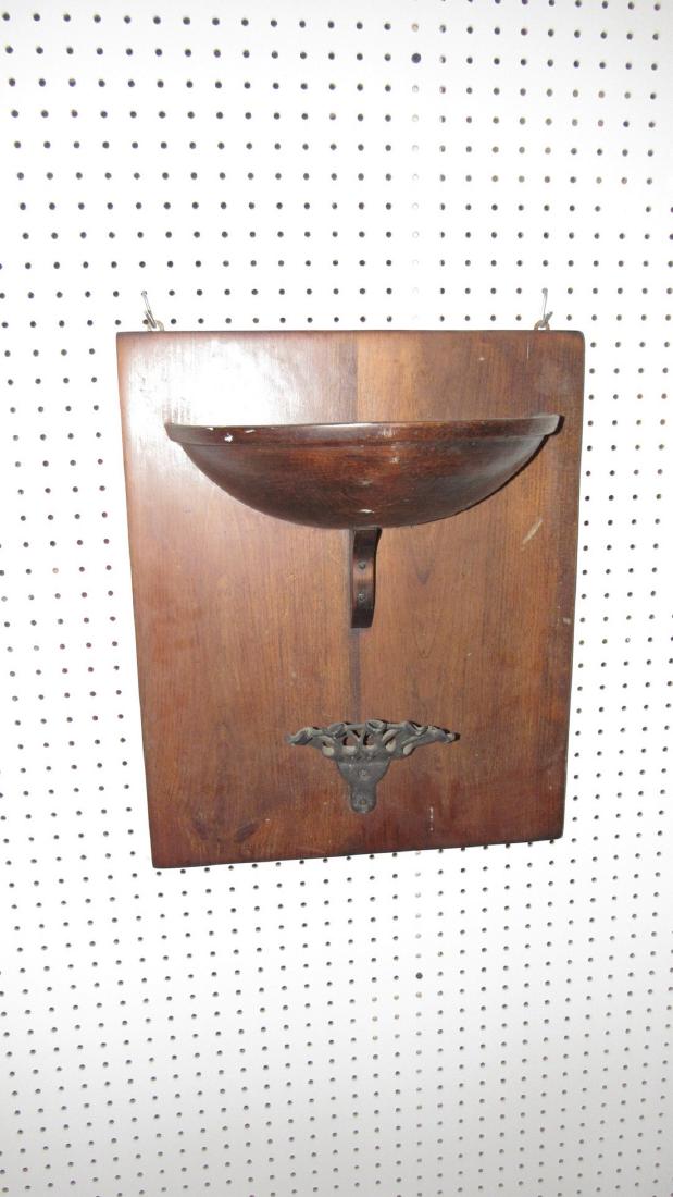 Flag Holder: Approx. 17 1/2" x 21"