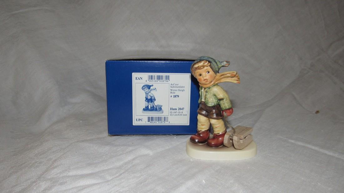 Goebel 2047 #1879 Winter Sleigh Ride: Approx. 4" tall