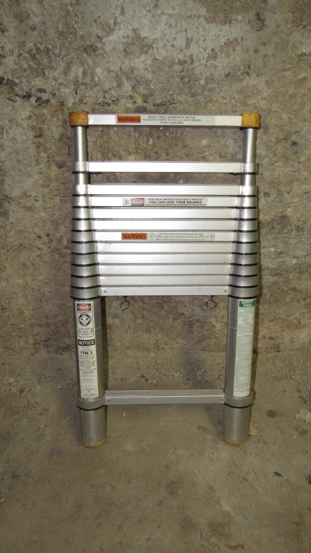 12 1/2' Telescoping Extension Ladder (1 of 2)
