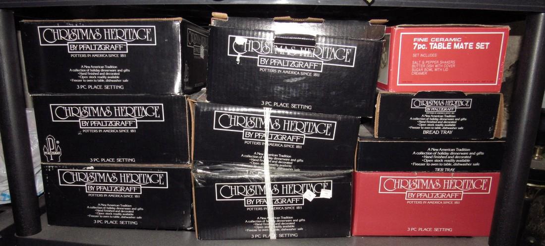 Christmas Heritage Pfaltzgraff Pottery (1 of 4)