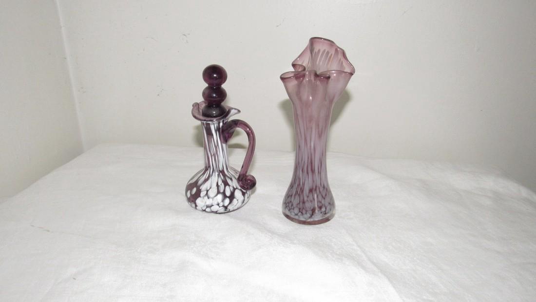 Fenton Glass Cruet & Vase (1 of 2)