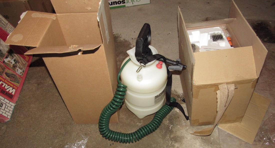Cordless 14.4 Volt Sprayer and Pro Plus Sprayer (1 of 3)