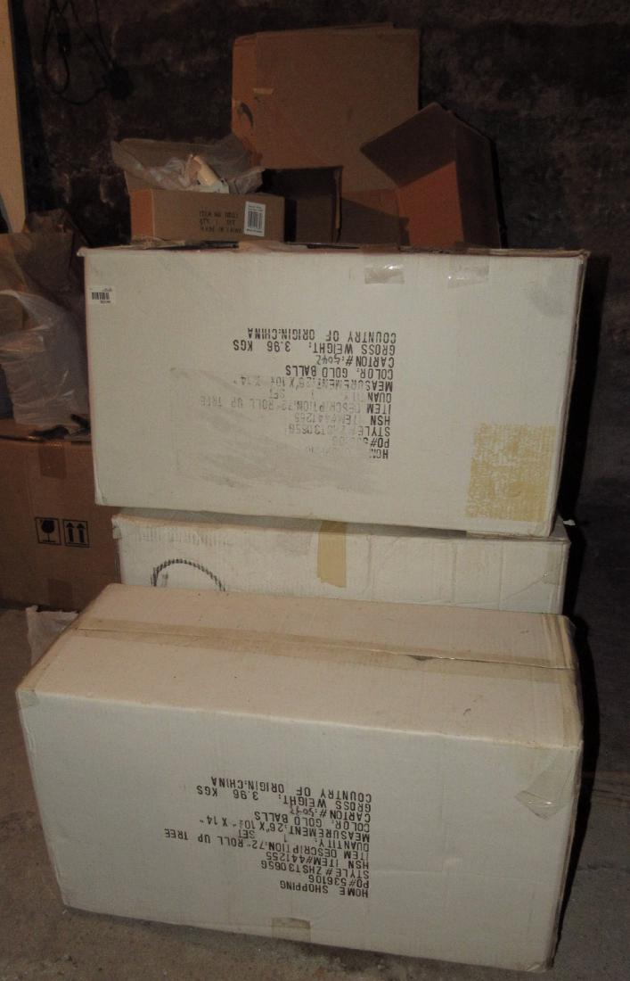 Artificial Christmas Tree Lot (1 of 4)