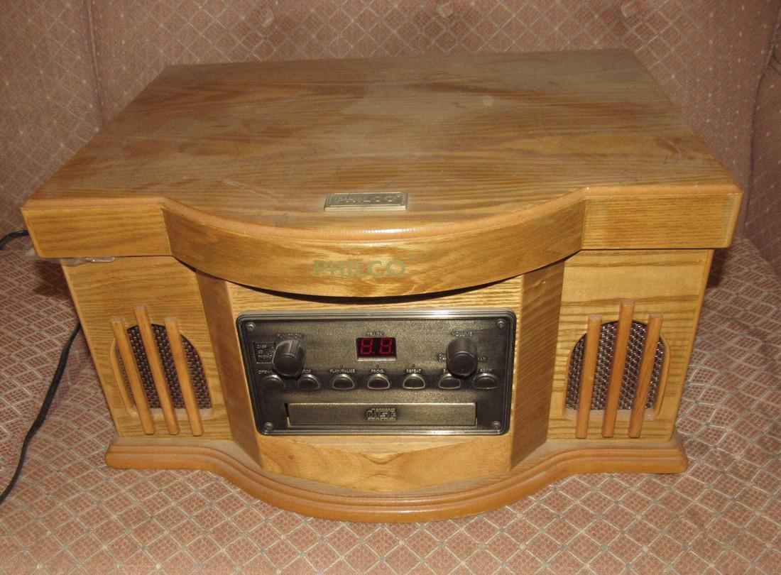 Philco CD Player & Turntable (1 of 4)