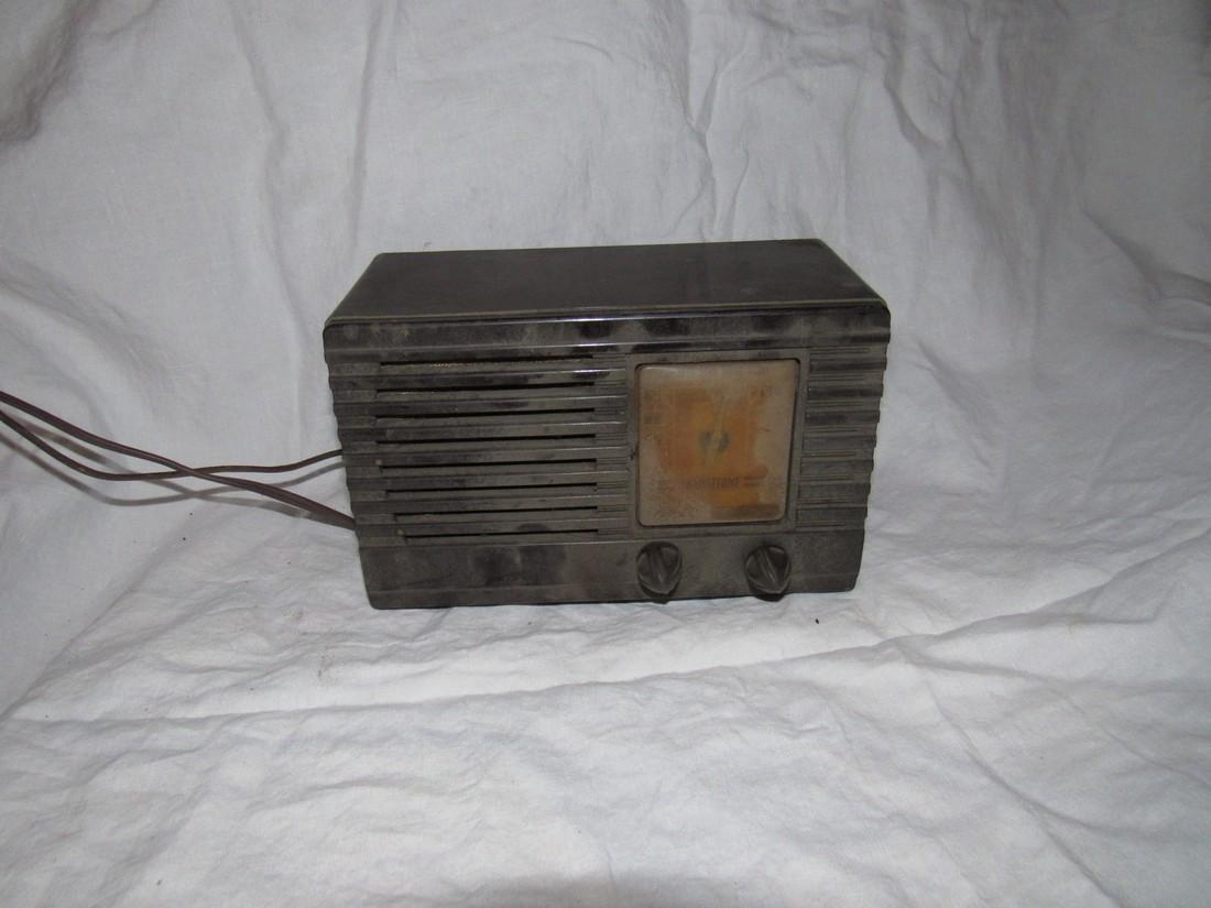 Philco Transitone Radio (1 of 3)
