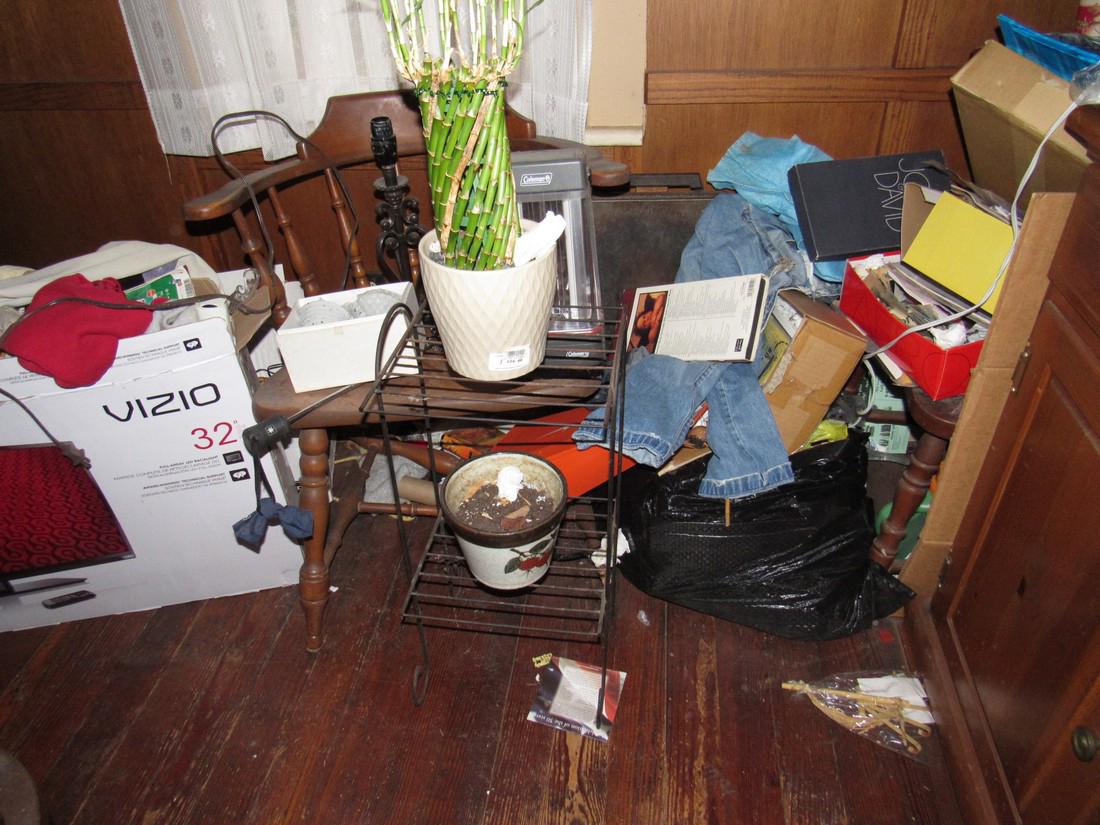 Partial Contents of Dining Room (1 of 6)