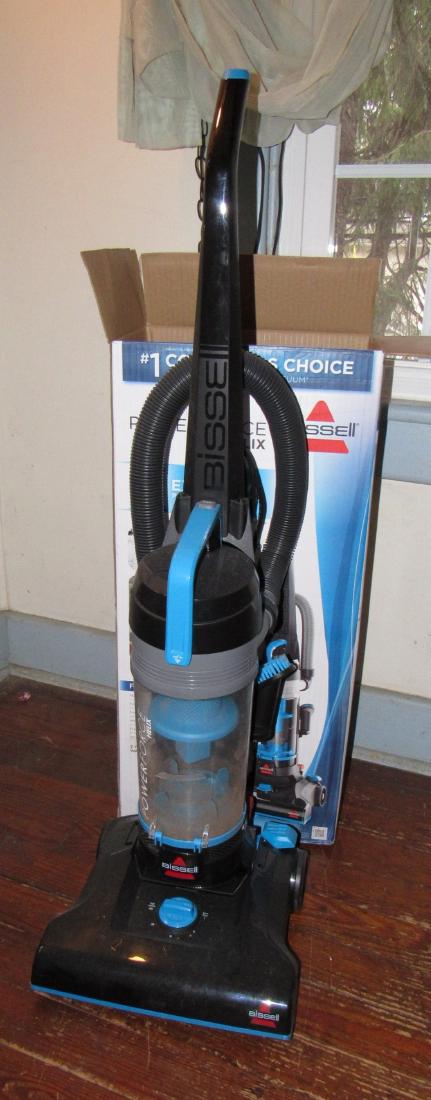 Bissell Vacuum (1 of 1)