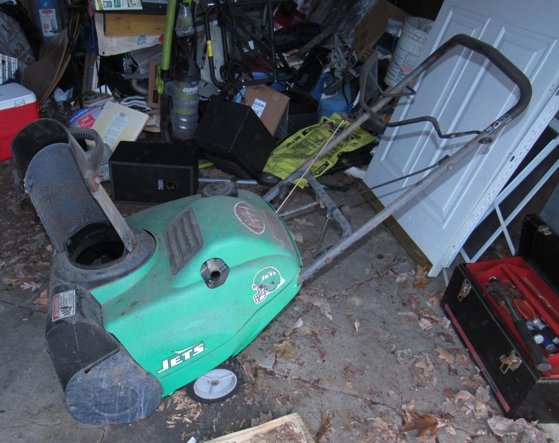 Simplicity Snow Tackler Snowblower Jets Football (1 of 3)