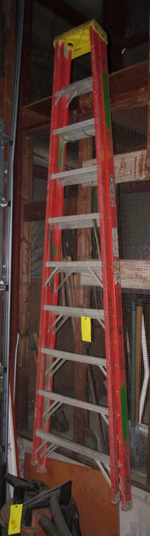 10' Fiberglass Step Ladder (1 of 1)