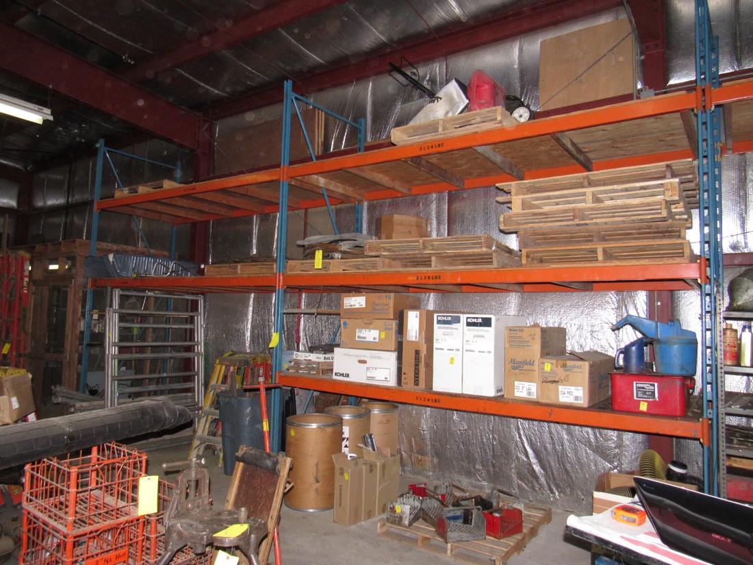 Pallet Racking Shelving (1 of 4)