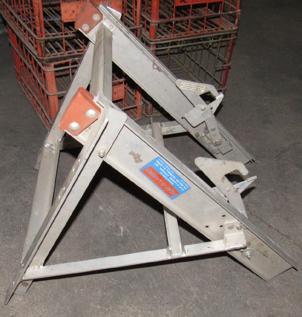 Scaf-O-Ladder: Ladder scaffold