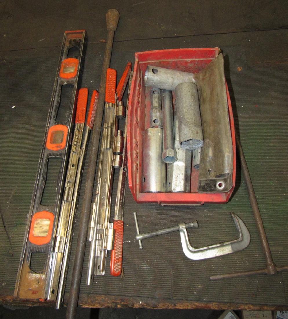 Sockets Level Socket Holders Clamp (1 of 3)