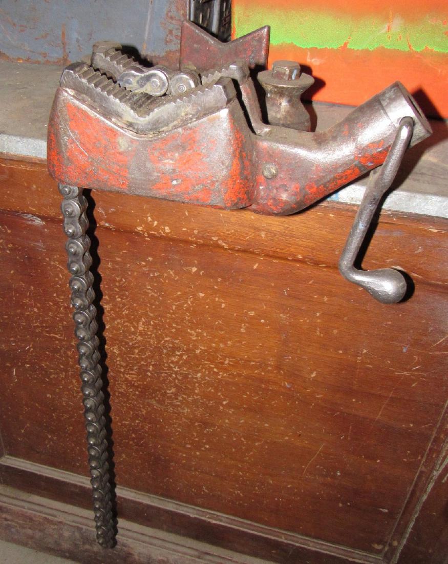 Rigid BC 810 Pipe Vise (1 of 3)