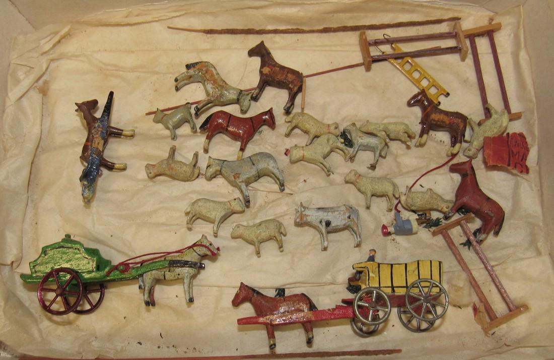 Putz Wooden Horse Sheep Carriages: Horses are approx. 1 1/4" long