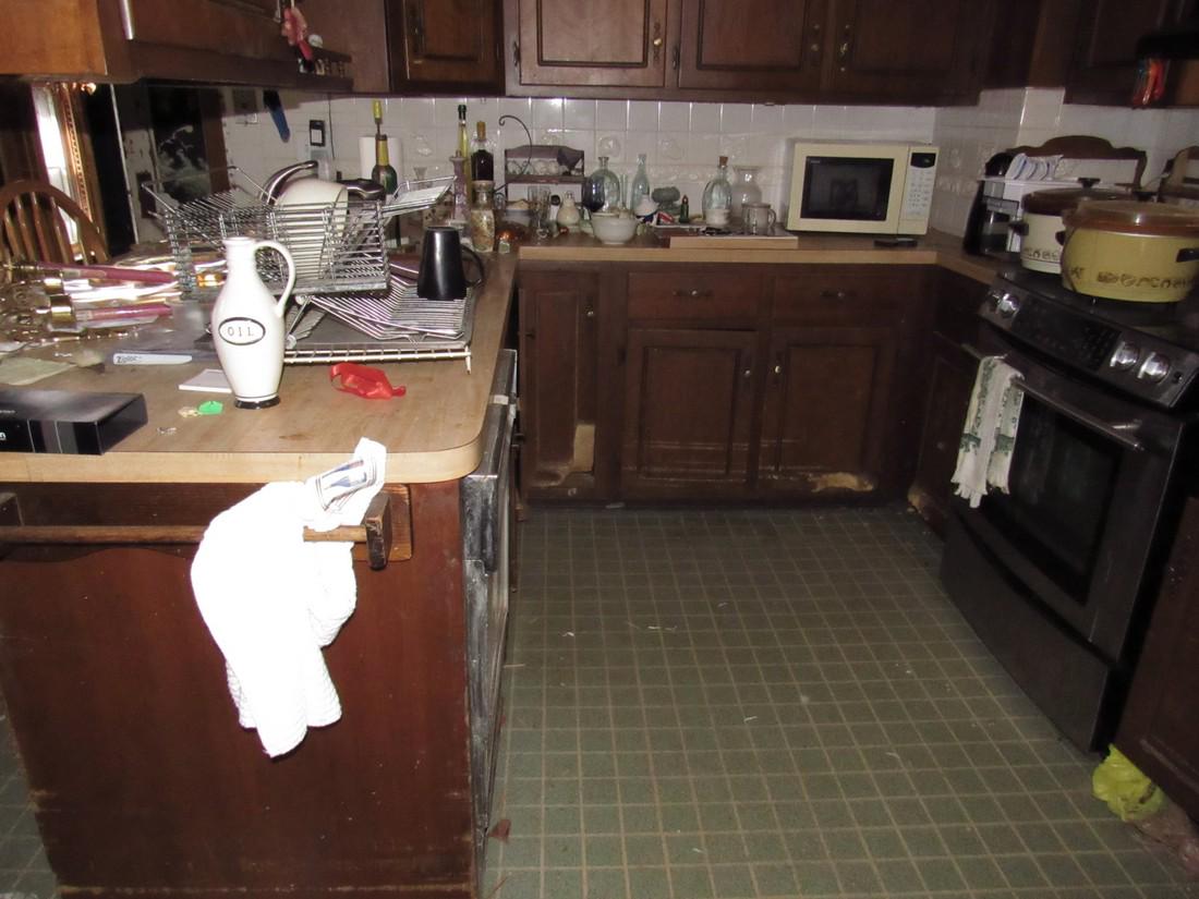 Kitchen Counter Top Contents File Cabinet (1 of 10)