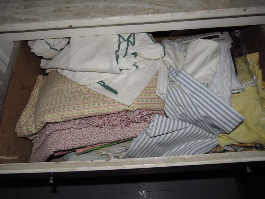 3 Drawers Blankets Sheets & Misc (1 of 3)