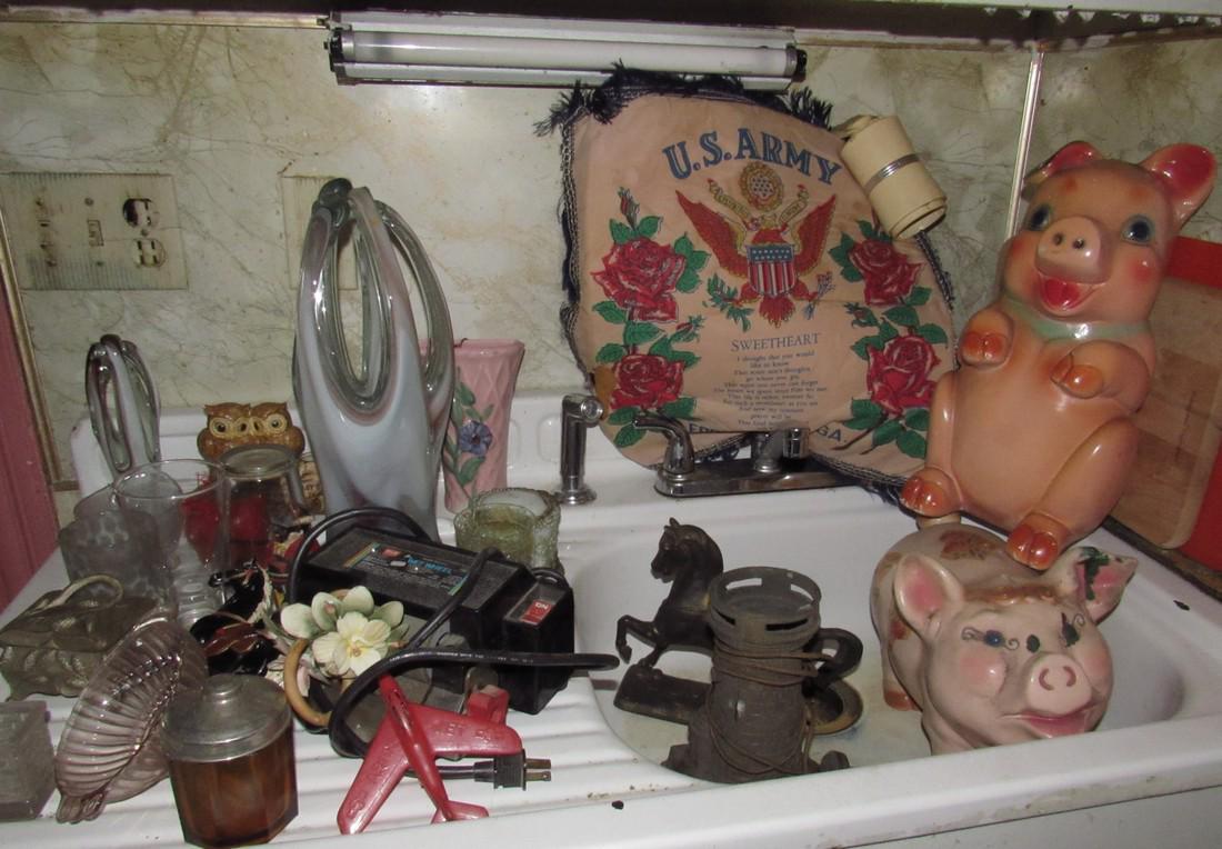 Chipped Cracked & Broken (1 of 2)