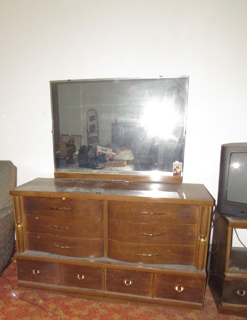 Vintage Bedroom Set (1 of 6)