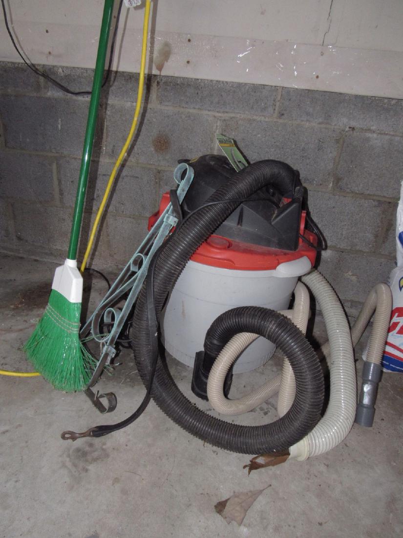 Rigid 5hp Peak Horse Power Shop Vac (1 of 3)