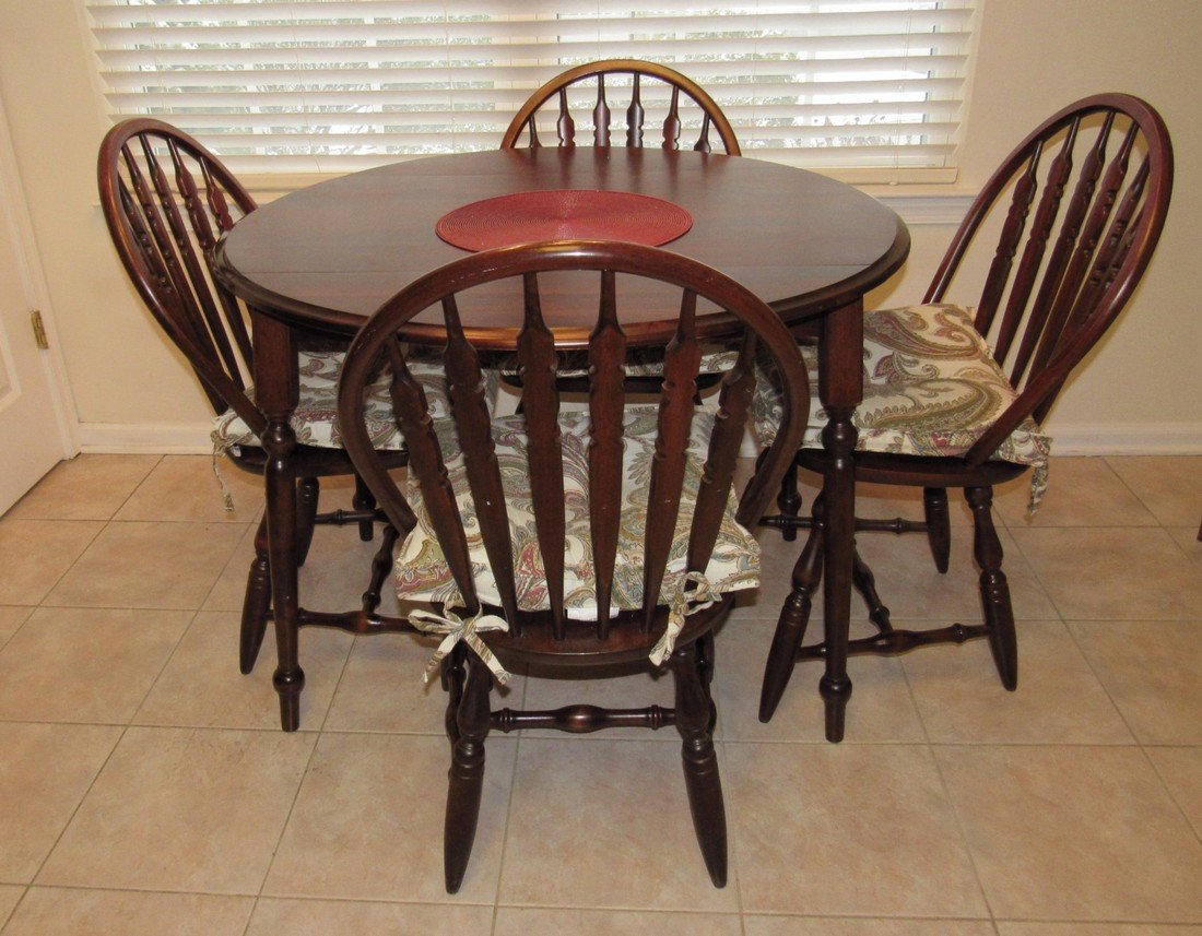Drop Leaf Kitchen Table w/ 4 Chairs (1 of 2)