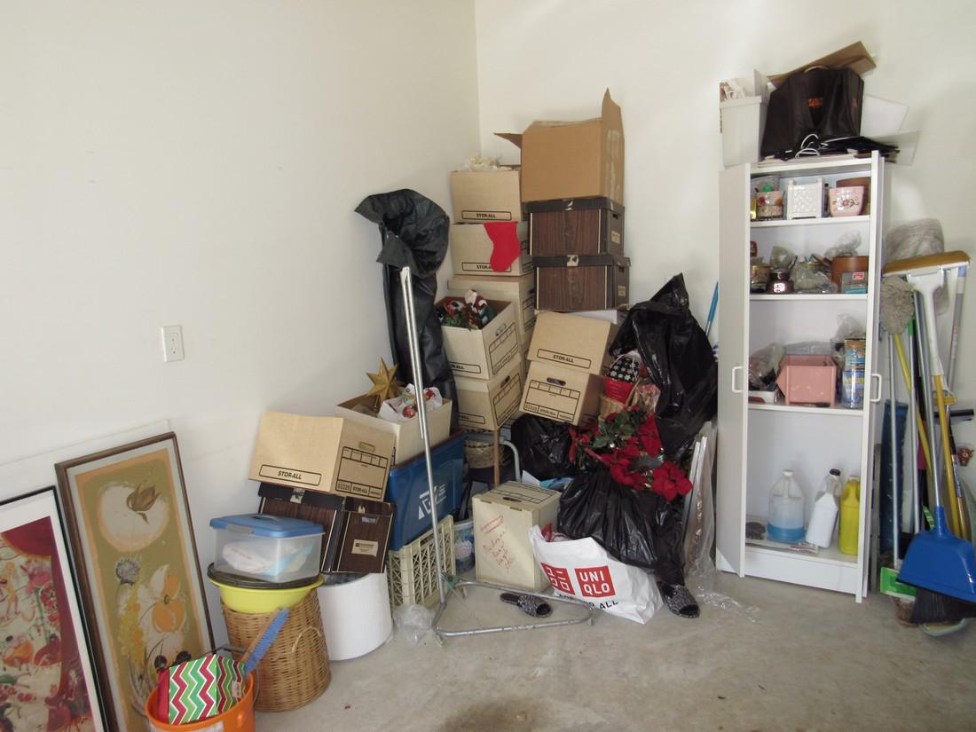Partial Garage Contents Christmas (1 of 9)