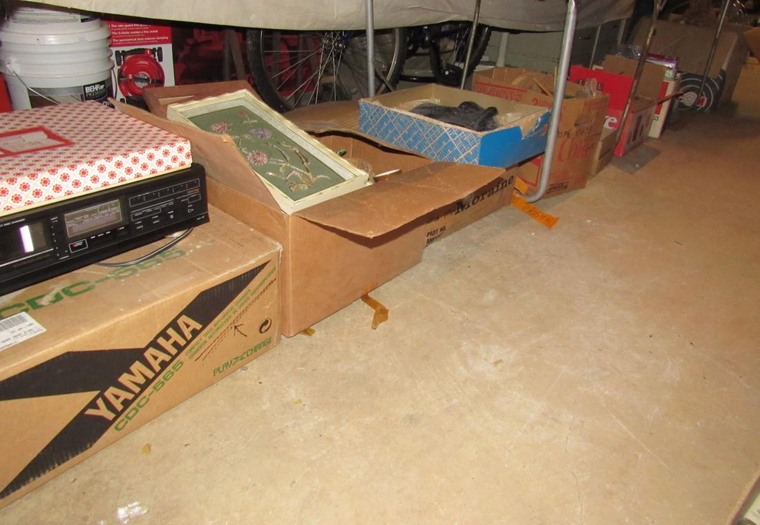 Misc Under Tables Contents Glassware Coke Glasses (1 of 9)